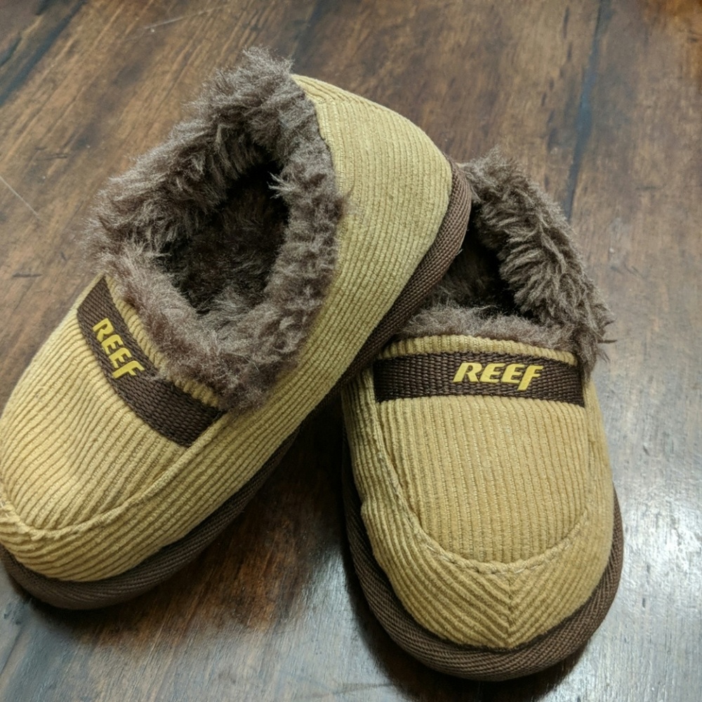Reef slip ons  (new w/o tags)